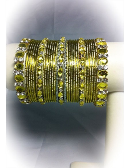 Parure Éclatante de 31 Bracelets Indiens Vert-Jaune et Argent avec Strass (T005)