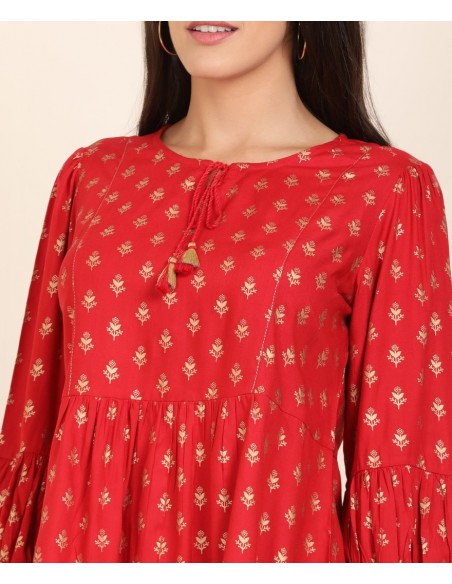 Top Rouge À Imprimé Floral Doré - Global Desi