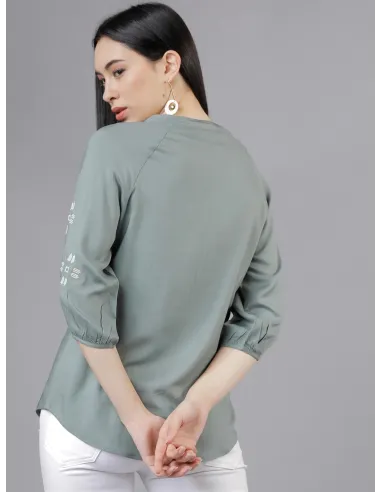 Top vert olive brodé en viscose - Tokyo Talkies