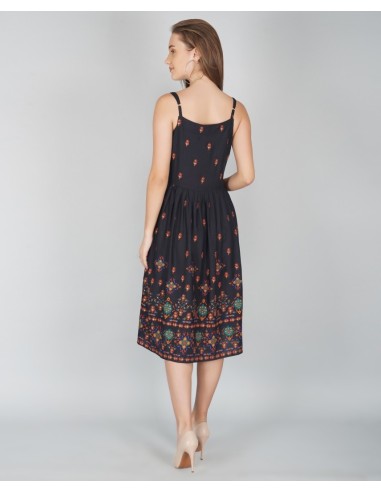 Robe froncée noire – Metro Fashion