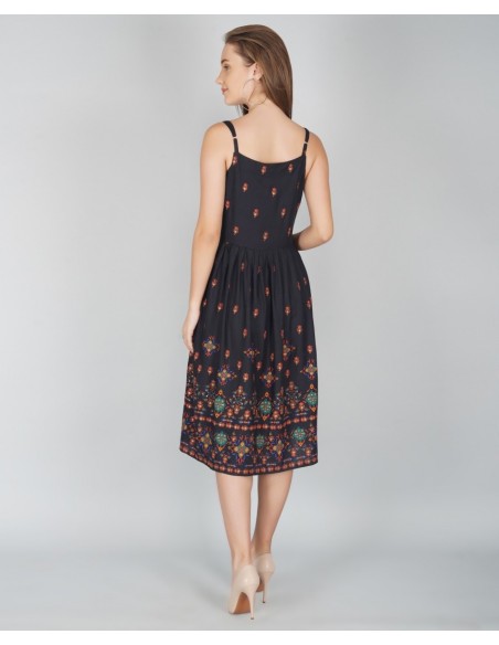 Robe midi plissée et imprimée Noir - Metro Fashion