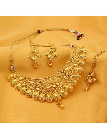 Sukkhi Gold Plated Wedding Necklace Set