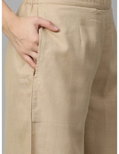Ensemble kurta beige à empiècement bleu marine avec dupatta et masque – Indo Era